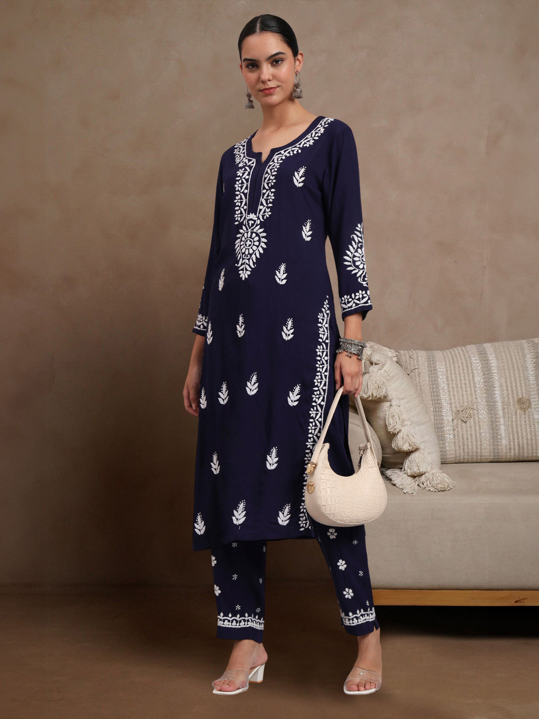 Women Hand Embroidered Chikankari Rayon kurta set PC4076KS