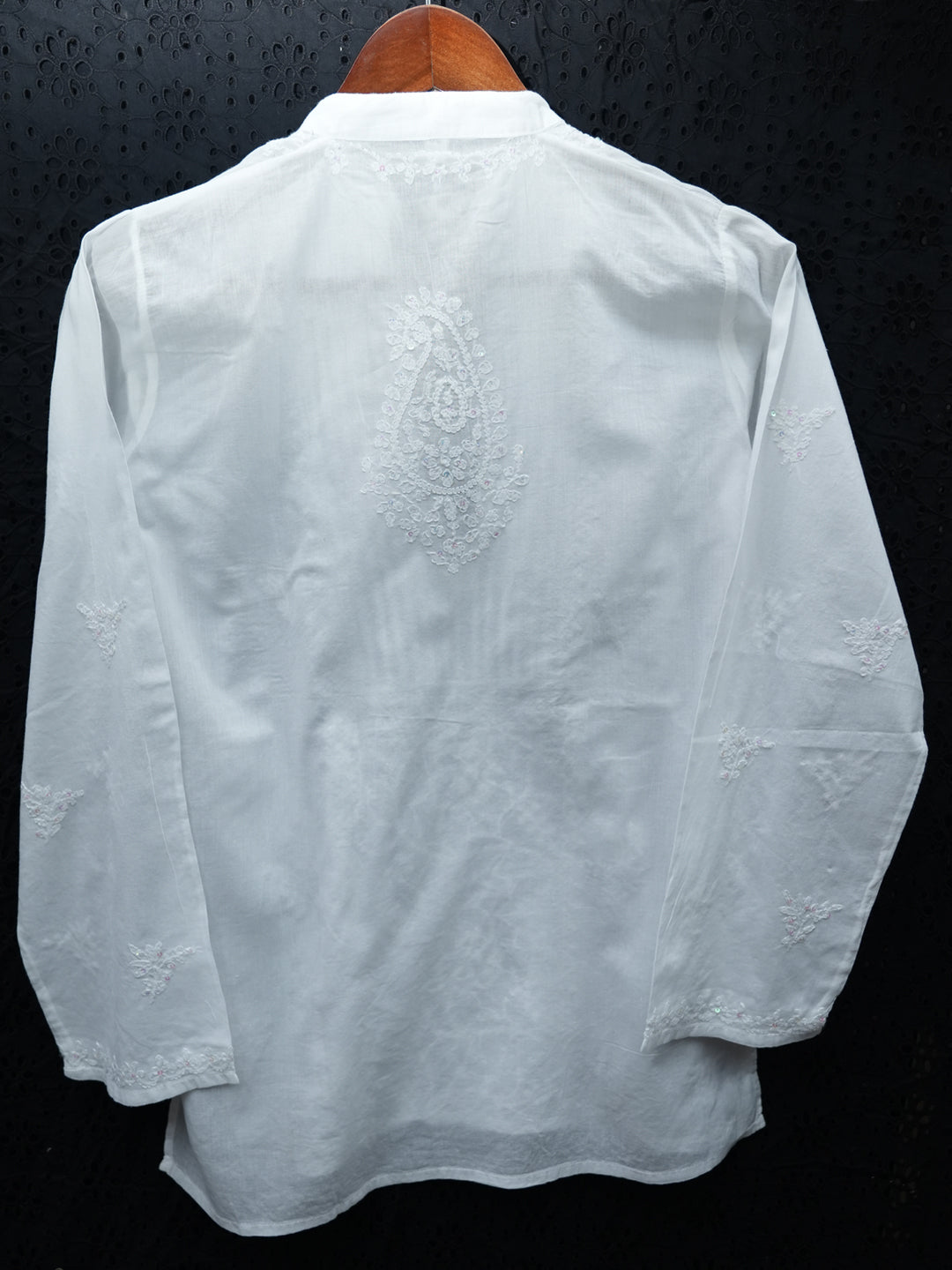 Chikankari Women Hand Embroidered Cotton Tunic PC3974