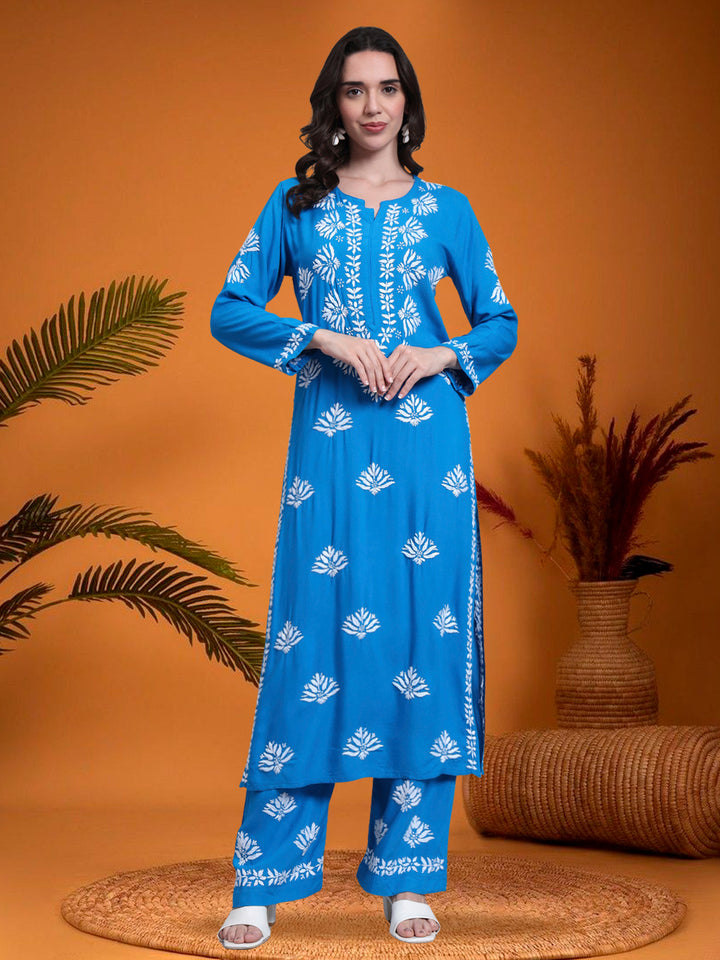 Women Hand Embroidered Chikankari Rayon kurta set PC4084KS