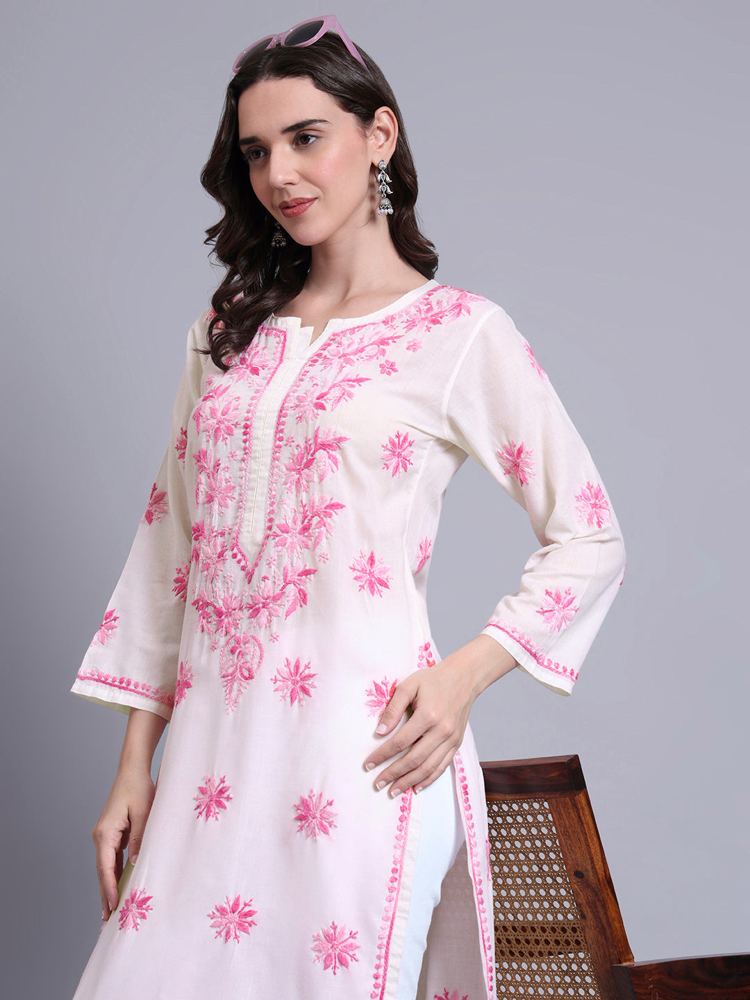 Hand Embroidered Chikankari Mulmul Cotton Straight Kurta- PC4085
