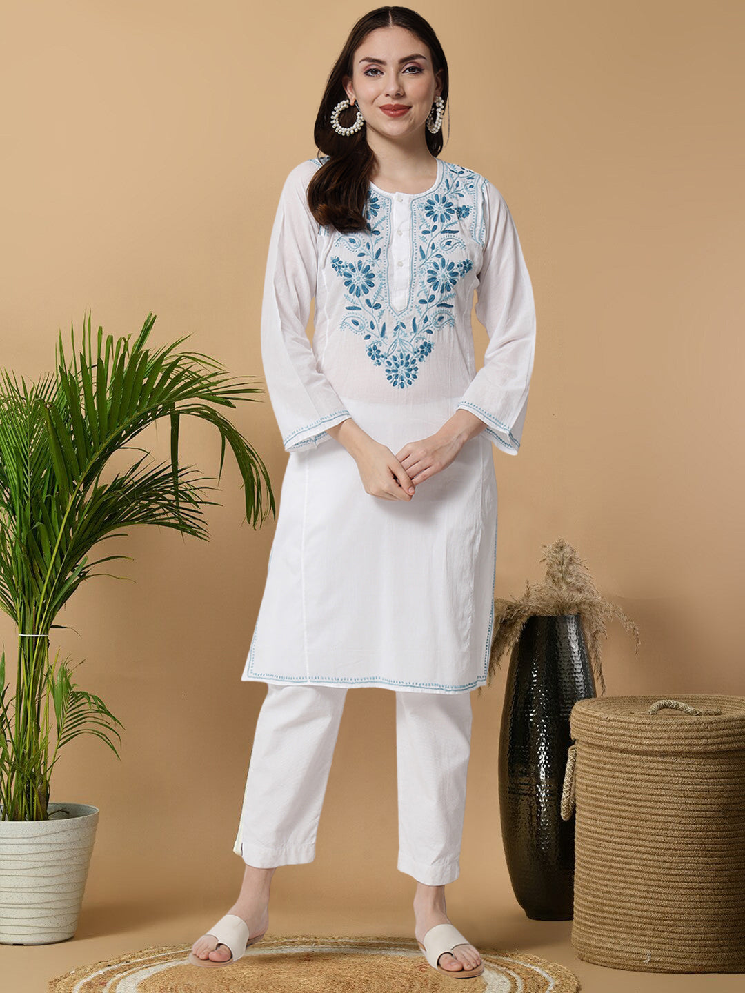 Hand Embroidered Chikankari Cotton Straight Kurta-NM125