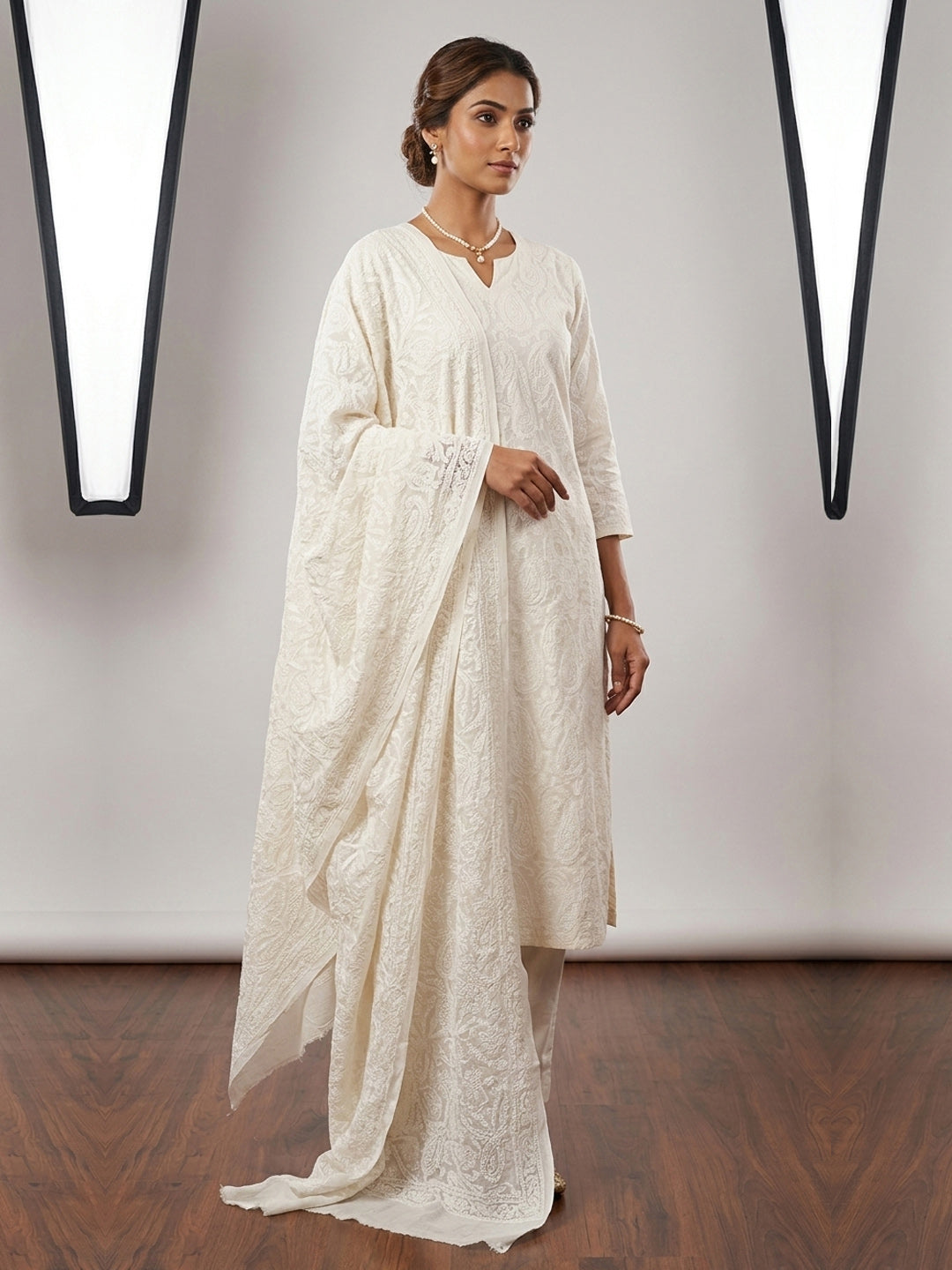 Women Hand Embroidered Cotton Chikankari Dupatta-PC4111 Turquoise