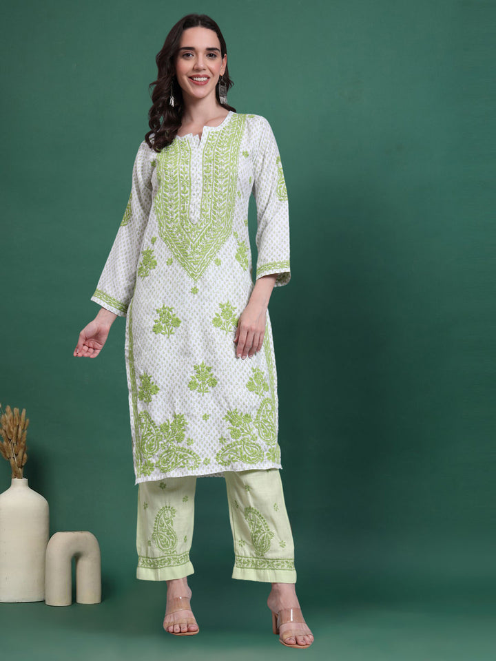 Women Hand Embroidered Chikankari Cotton kurta set PC4086KS