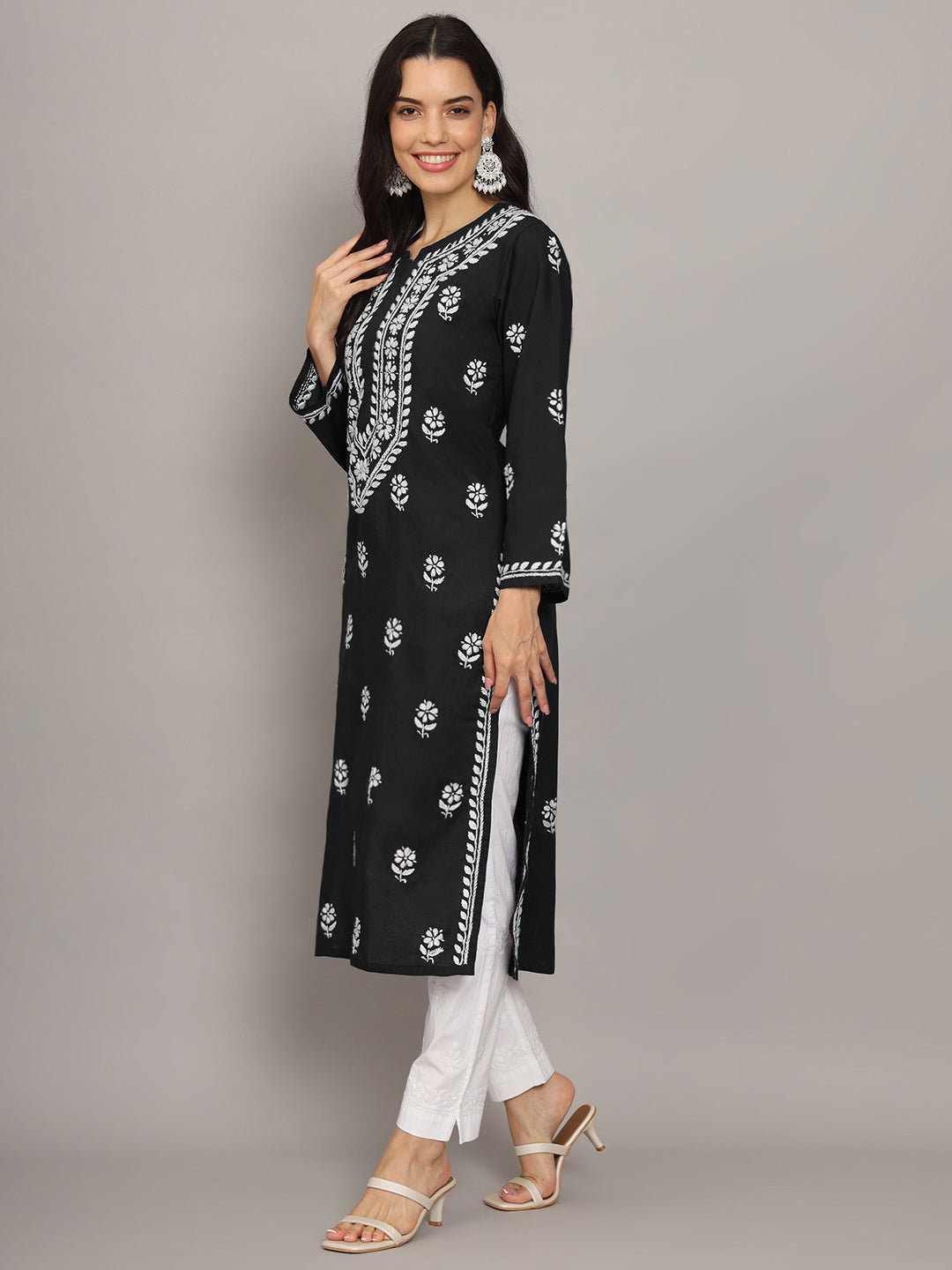 Hand Embroidered Chikankari Mulmul Cotton Straight Kurta- PC3839