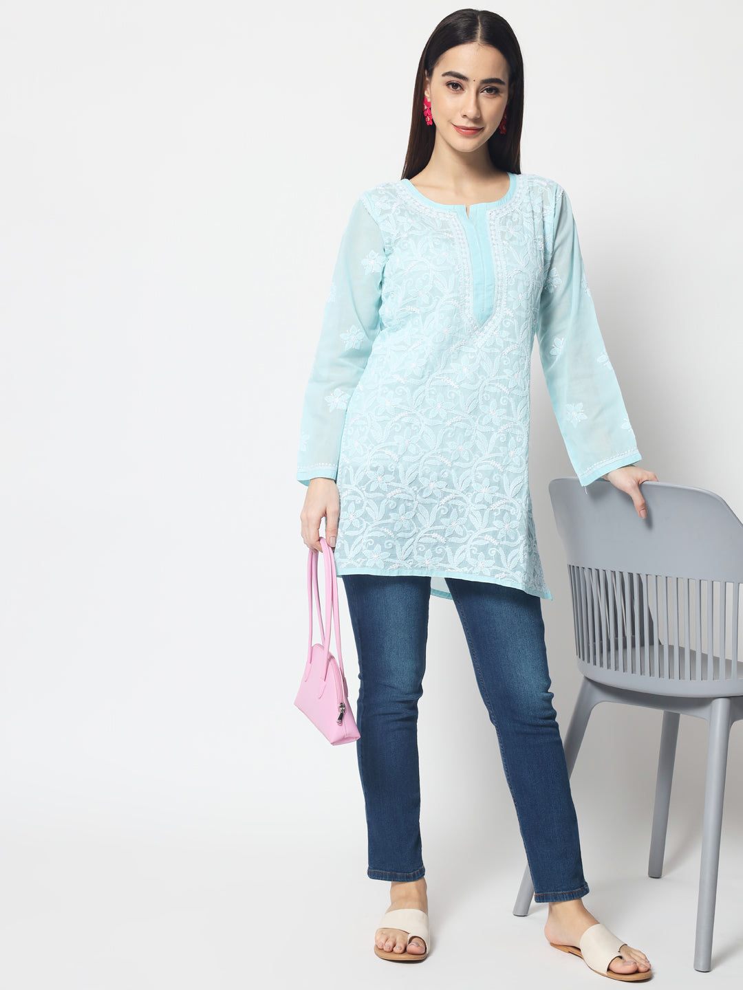 Women Hand Embroidered Chikankari Cotton Kurti PC3591