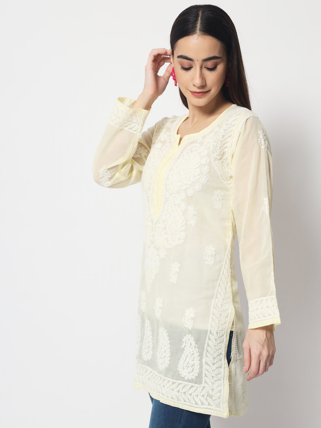 Women Hand Embroidered Chikankari Cotton Kurti PC3595