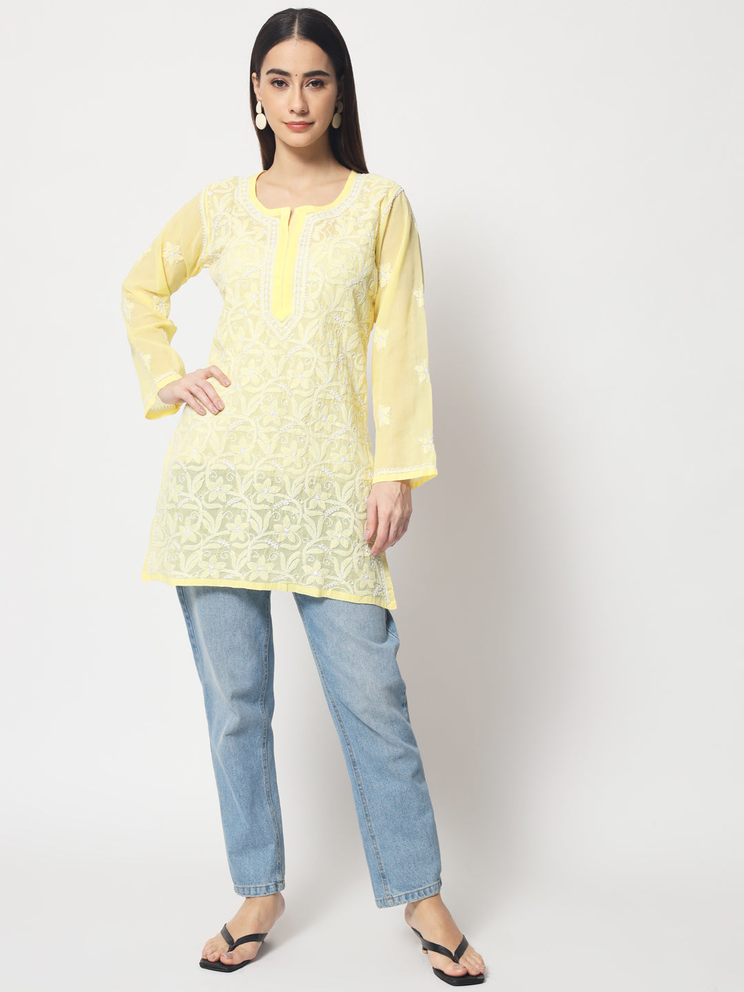 Women Hand Embroidered Chikankari Cotton Kurti PC3591