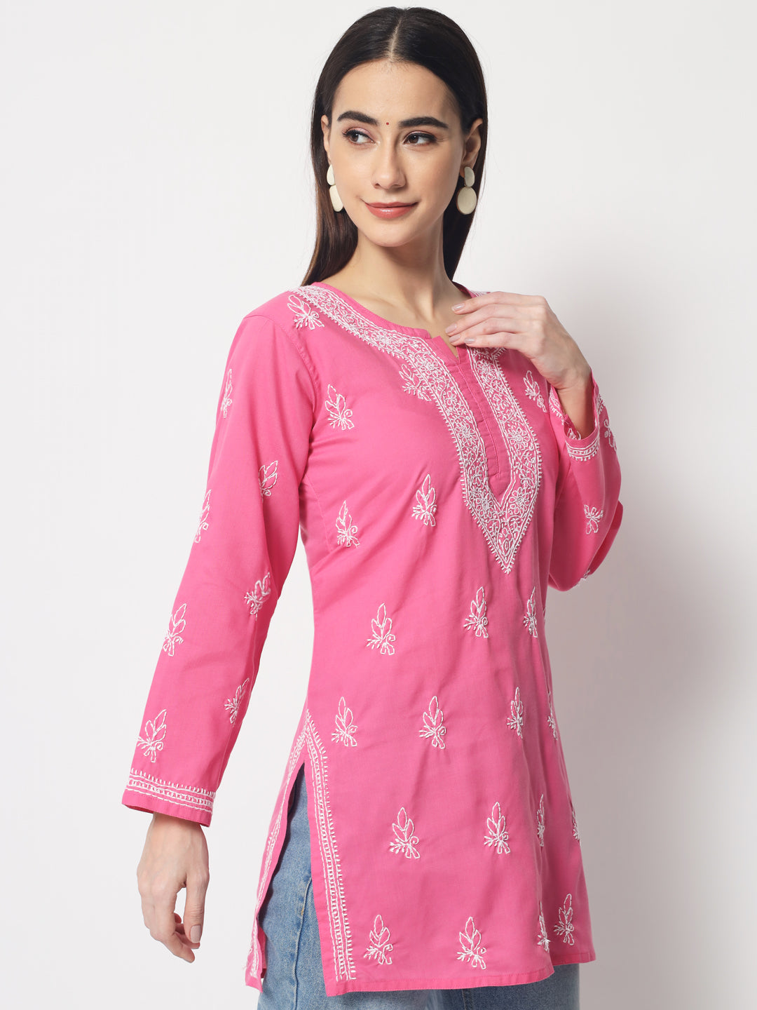 Women Hand Embroidered Chikankari Cotton Kurti PC3602