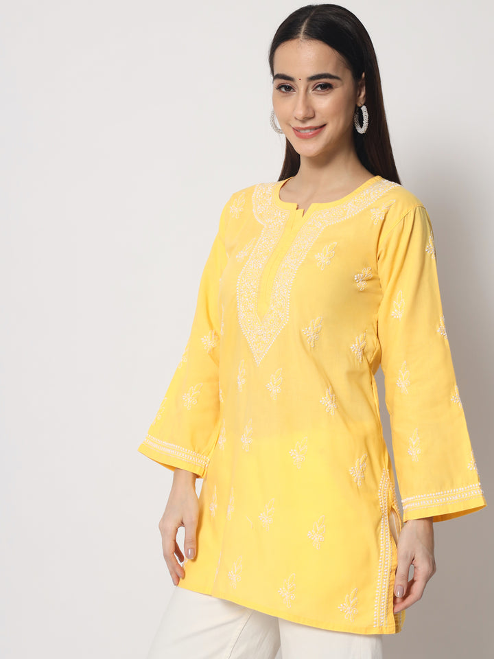 Women Hand Embroidered Chikankari Cotton Kurti PC3602