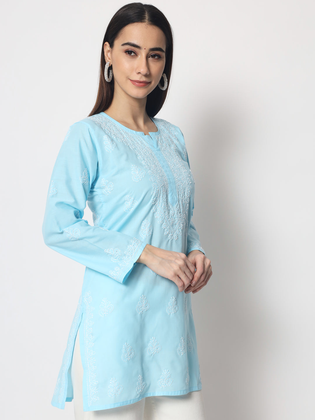 Women Hand Embroidered Chikankari Cotton Kurti PC3602