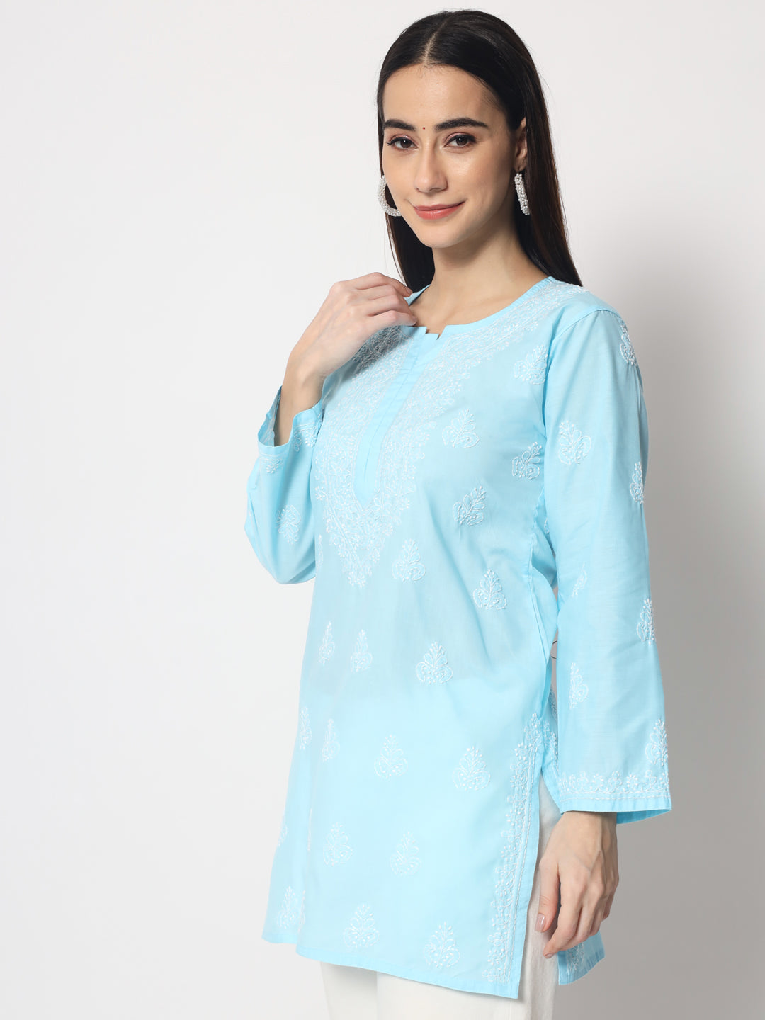 Women Hand Embroidered Chikankari Cotton Kurti PC3602