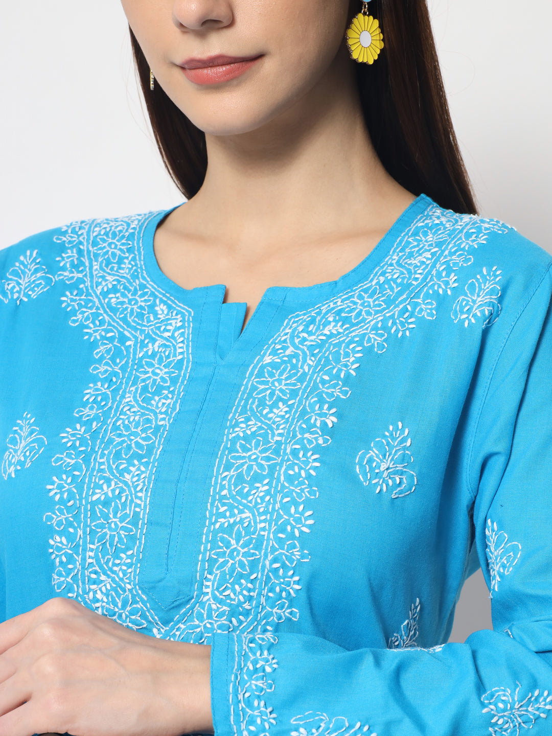 Women Hand Embroidered Chikankari Cotton Kurti PC3602