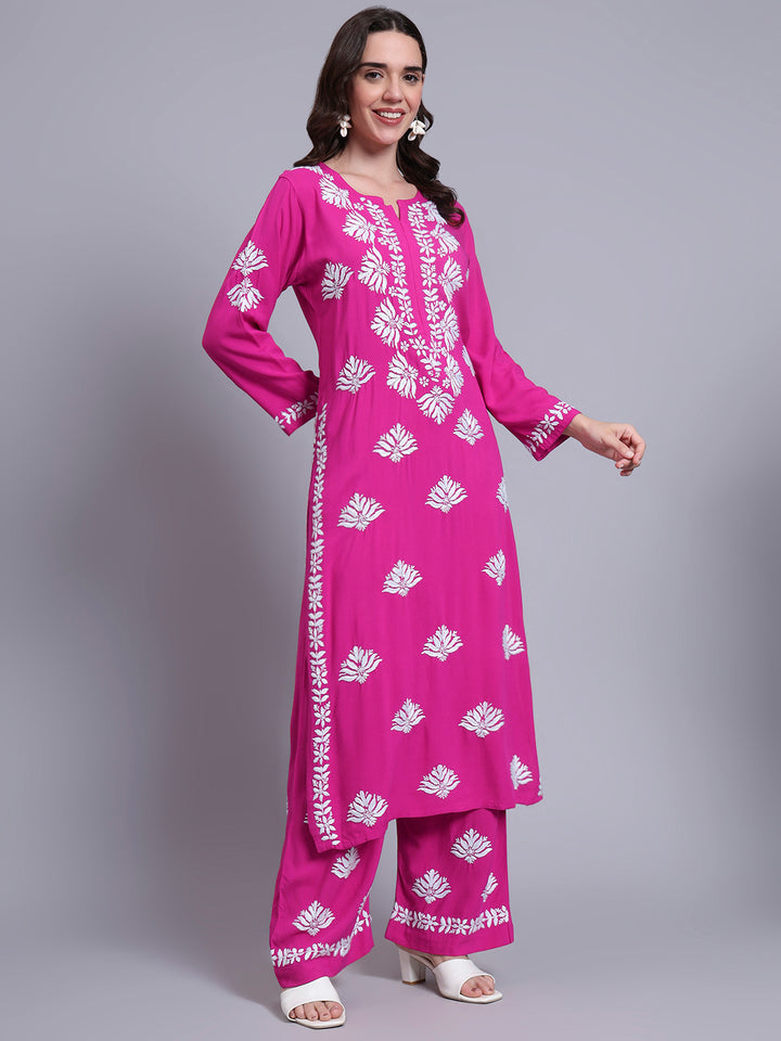 Women Hand Embroidered Chikankari Rayon kurta set PC4084KS