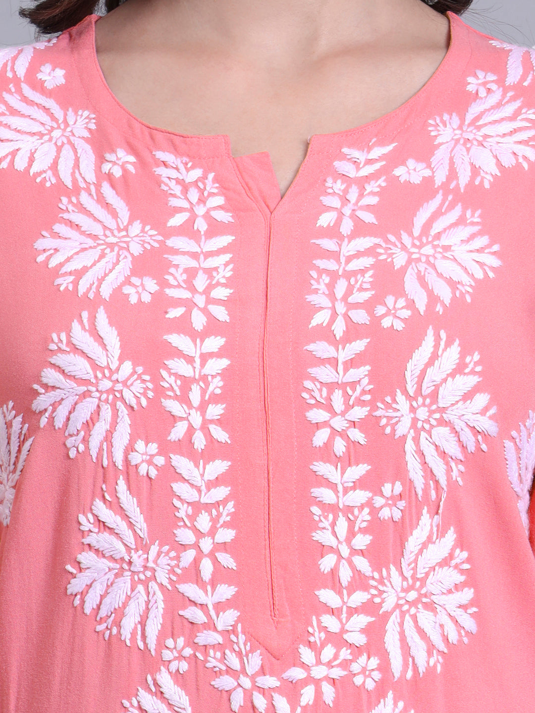 Women Hand Embroidered Chikankari Rayon kurta set PC4084KS