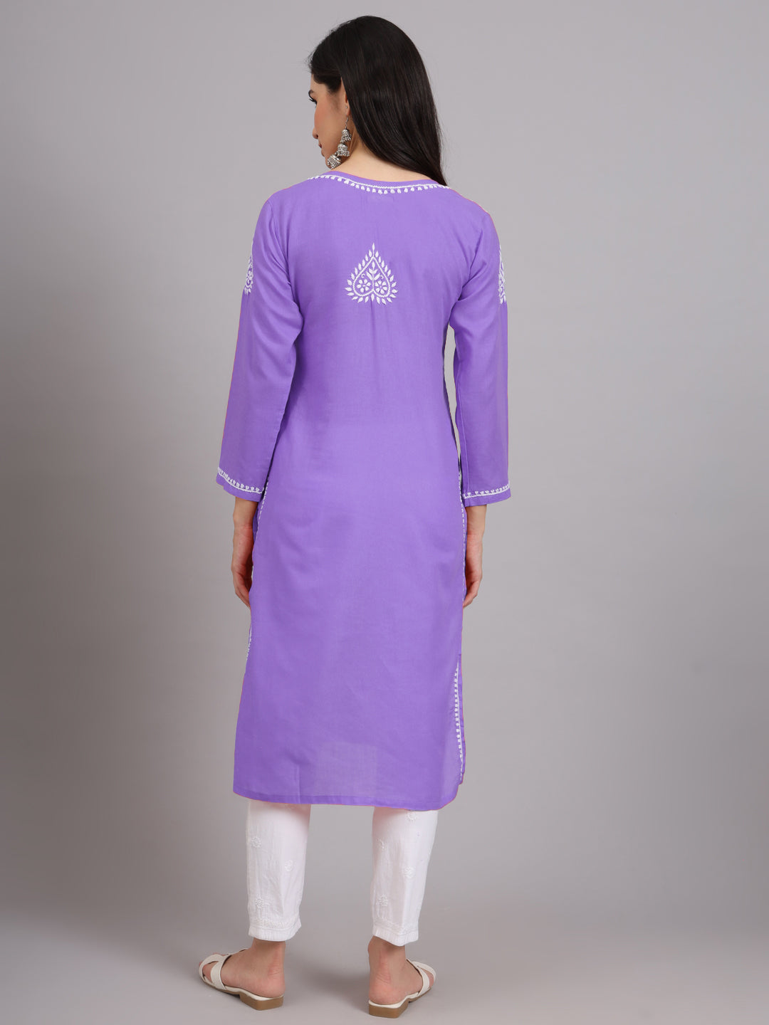 Women Hand Embroidered Lucknowi Chikankari Cotton Ethnic Motifs Kurta PC3997