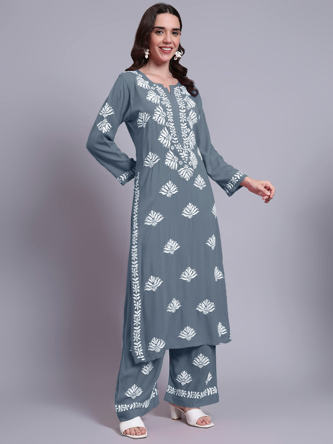Women Hand Embroidered Chikankari Rayon kurta set PC4084KS