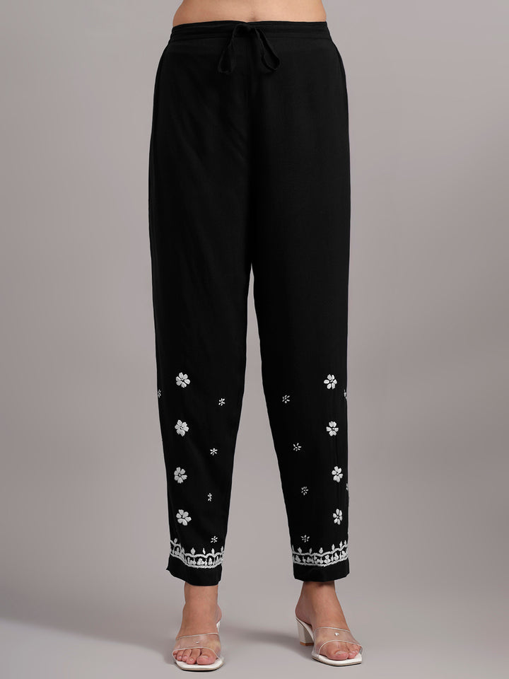 Women Hand Embroidered Chikankari Rayon kurta set PC4076KS