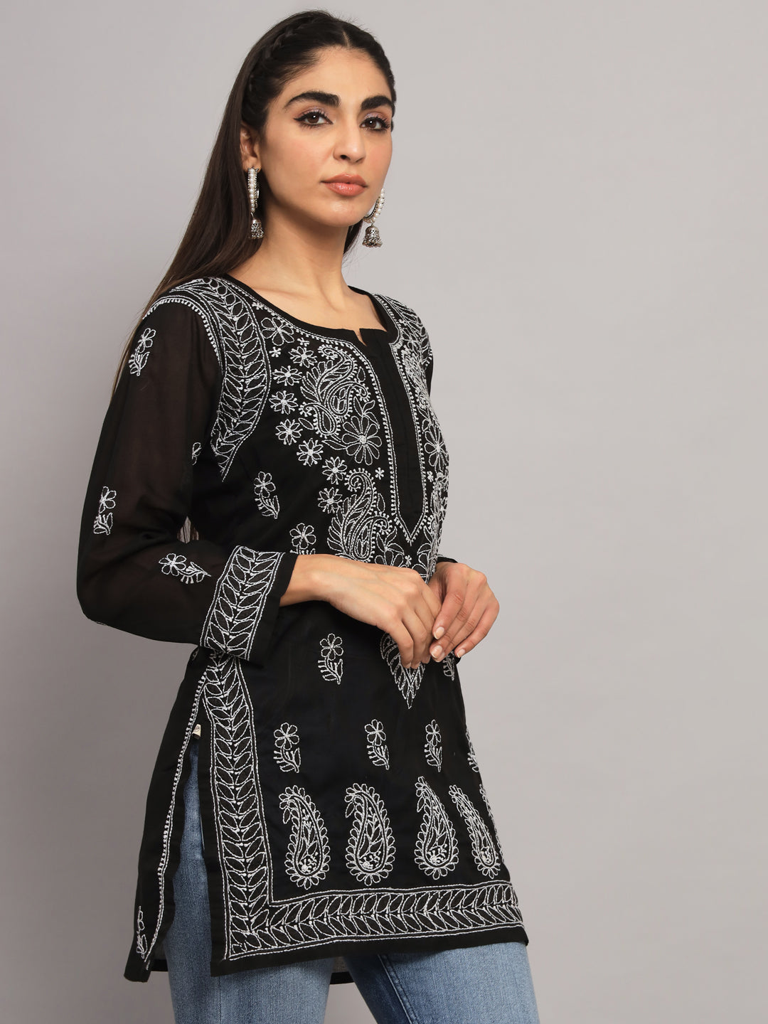 Women Hand Embroidered Chikankari Cotton Kurti PC3595