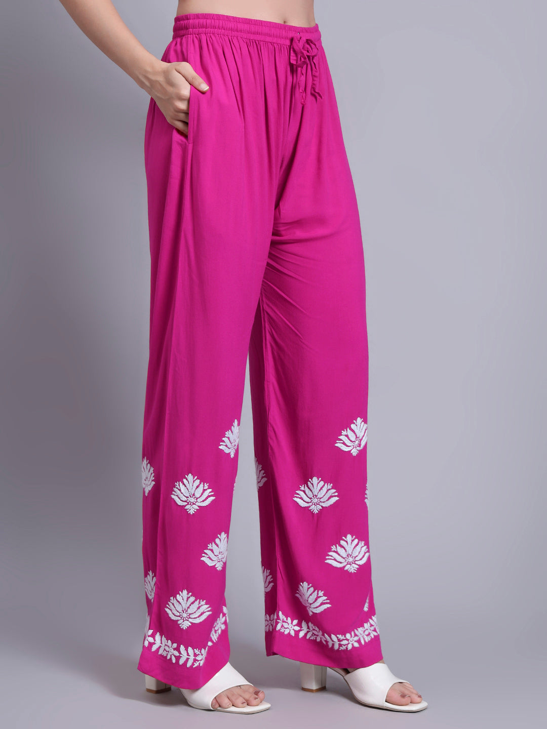 Women Hand Embroidered Chikankari Rayon kurta set PC4084KS