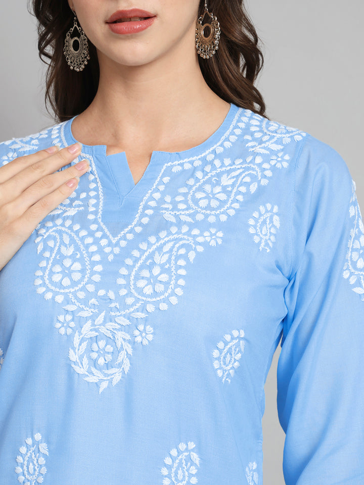 Women Hand Embroidered Chikankari Cotton Kurti PC3828