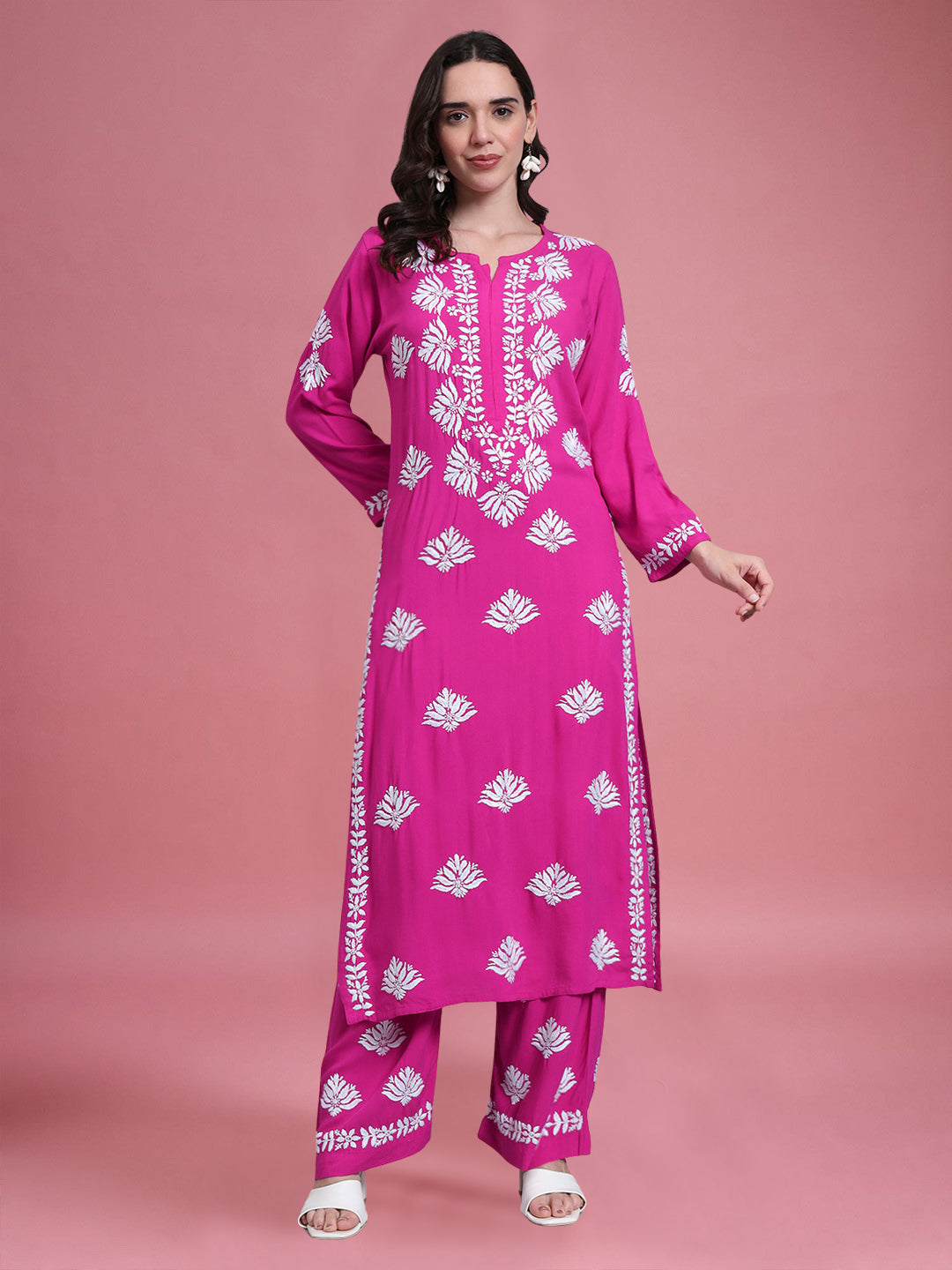 Women Hand Embroidered Chikankari Rayon kurta set PC4084KS