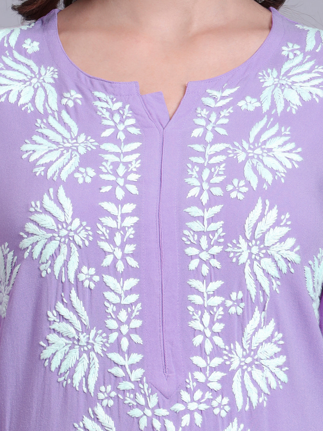 Women Hand Embroidered Chikankari Rayon kurta set PC4084KS