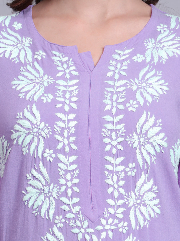 Women Hand Embroidered Chikankari Rayon kurta set PC4084KS