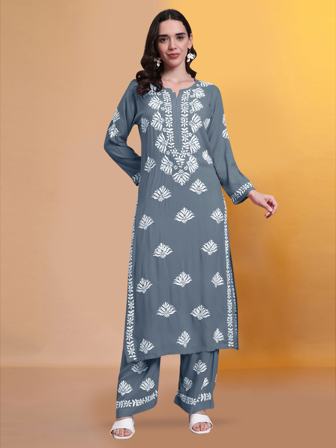 Women Hand Embroidered Chikankari Rayon kurta set PC4084KS