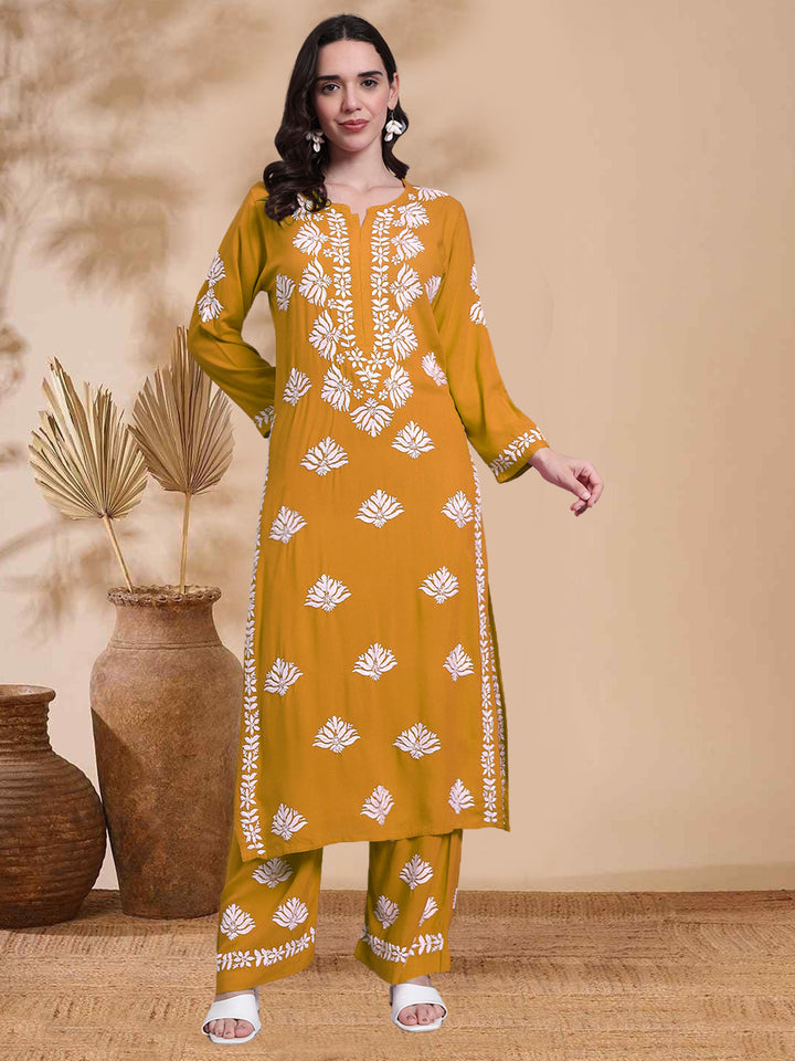 Women Hand Embroidered Chikankari Rayon kurta set PC4084KS