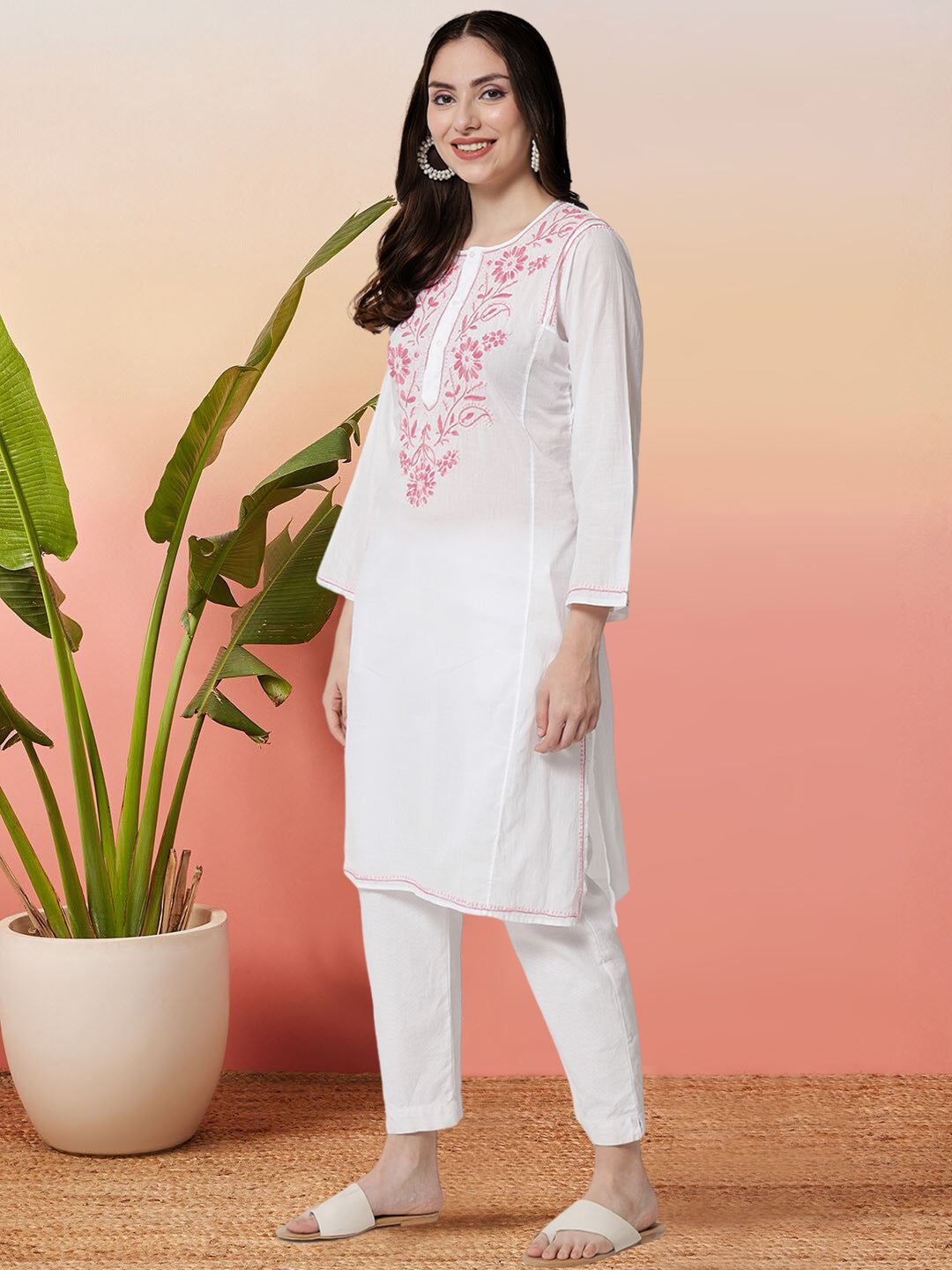 Hand Embroidered Chikankari Cotton Straight Kurta-NM125