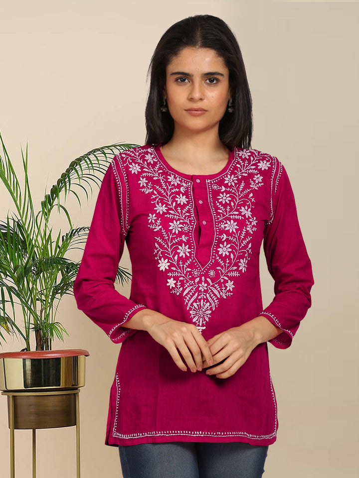 Women Hand Embroidered Chikankari Cotton Kurti SM126S