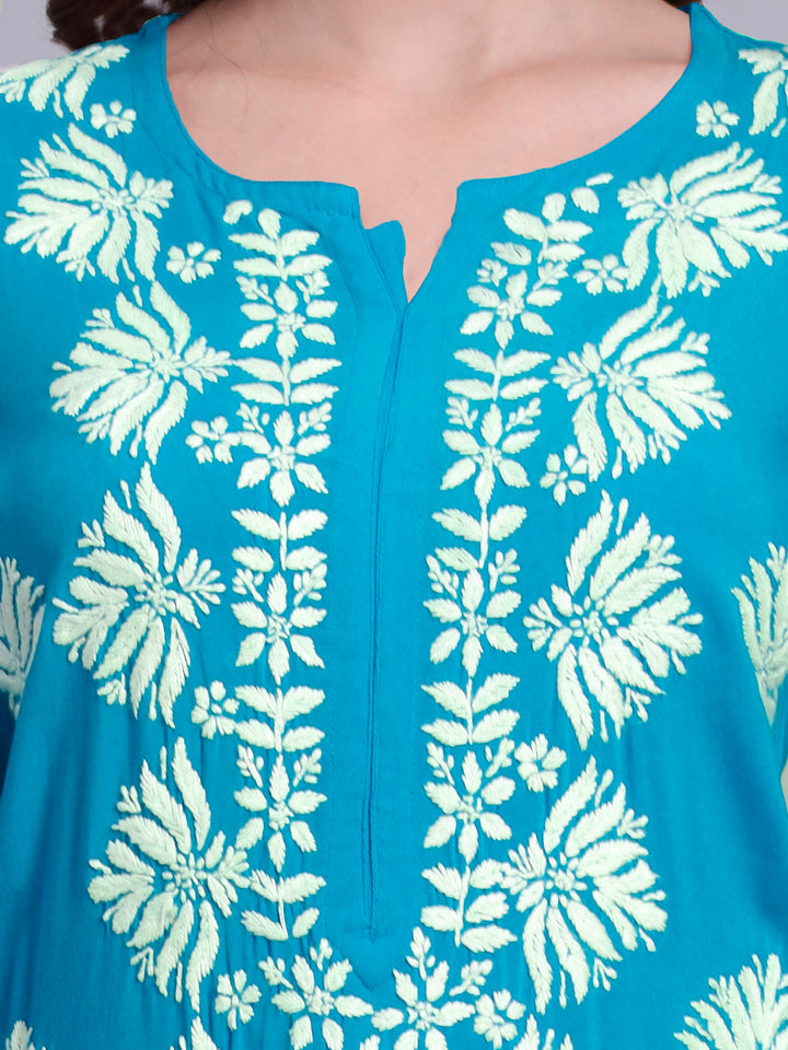 Women Hand Embroidered Chikankari Rayon kurta set PC4084KS