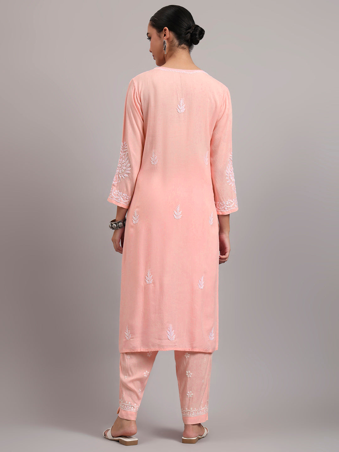 Women Hand Embroidered Chikankari Rayon kurta set PC4076KS