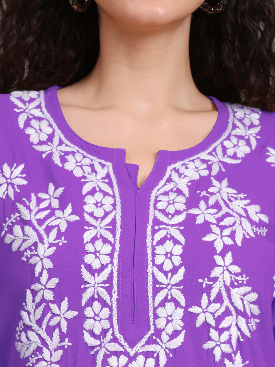Women Hand Embroidered Chikankari Rayon Kurti PC4071