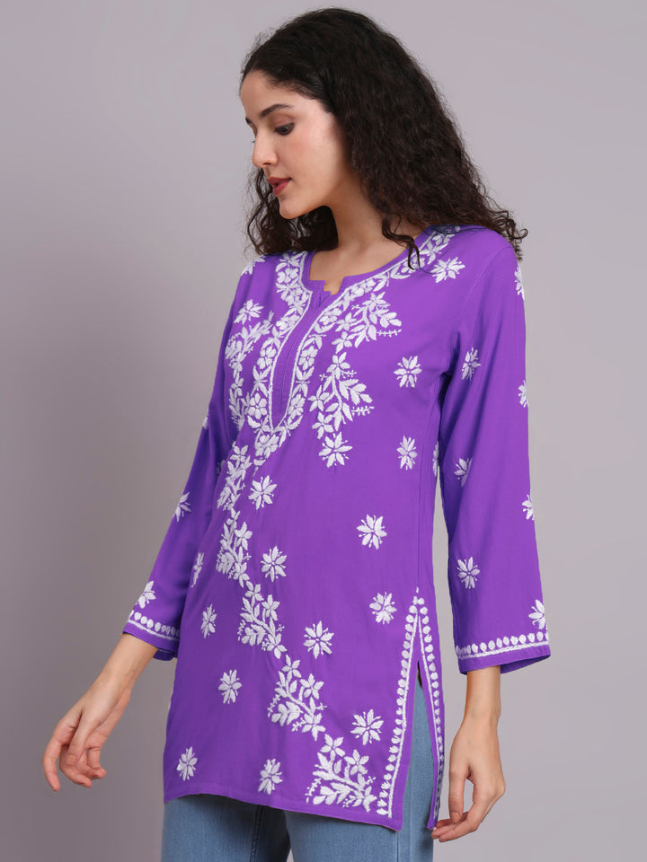 Women Hand Embroidered Chikankari Rayon Kurti PC4071