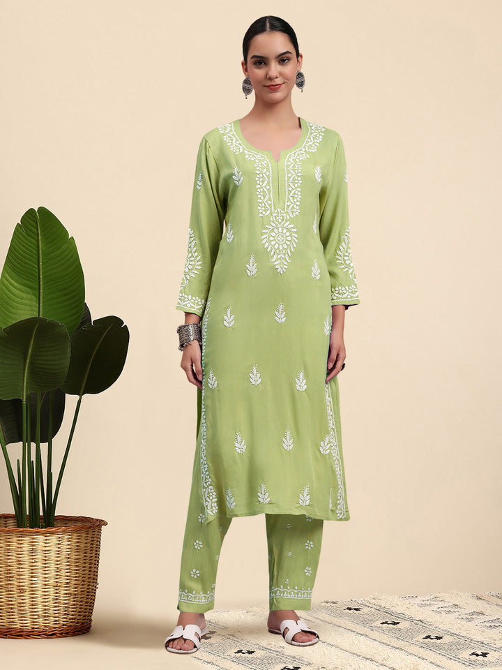 Women Hand Embroidered Chikankari Rayon kurta set PC4076KS