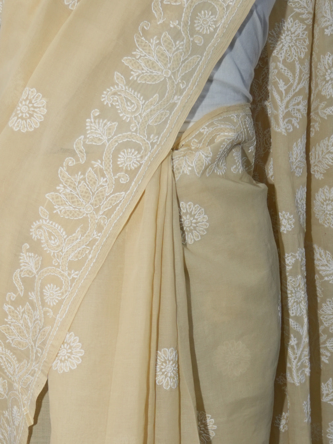 Hand Embroidered Chikankari Cotton Saree PCSAR02 Beige
