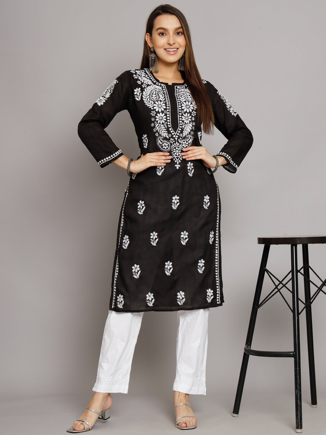 Hand Embroidered Chikankari Cotton Straight Kurta- PC3561