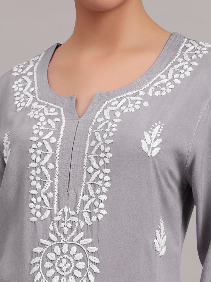 Women Hand Embroidered Chikankari Rayon kurta set PC4076KS