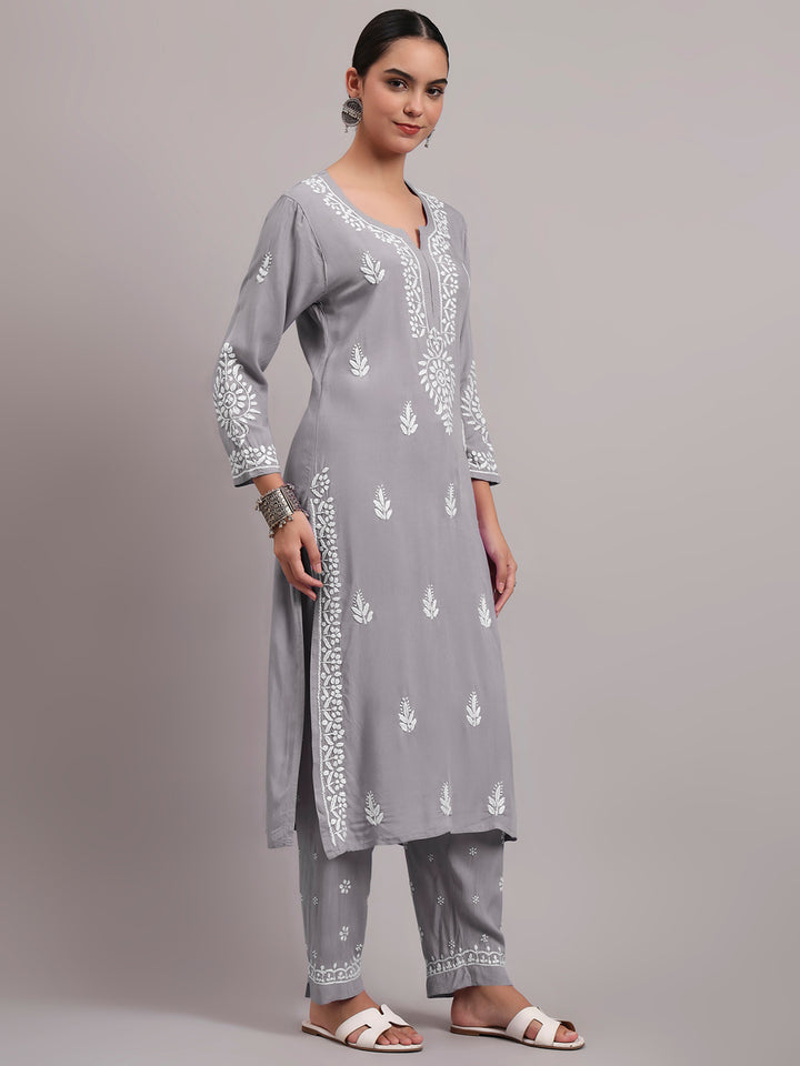 Women Hand Embroidered Chikankari Rayon kurta set PC4076KS