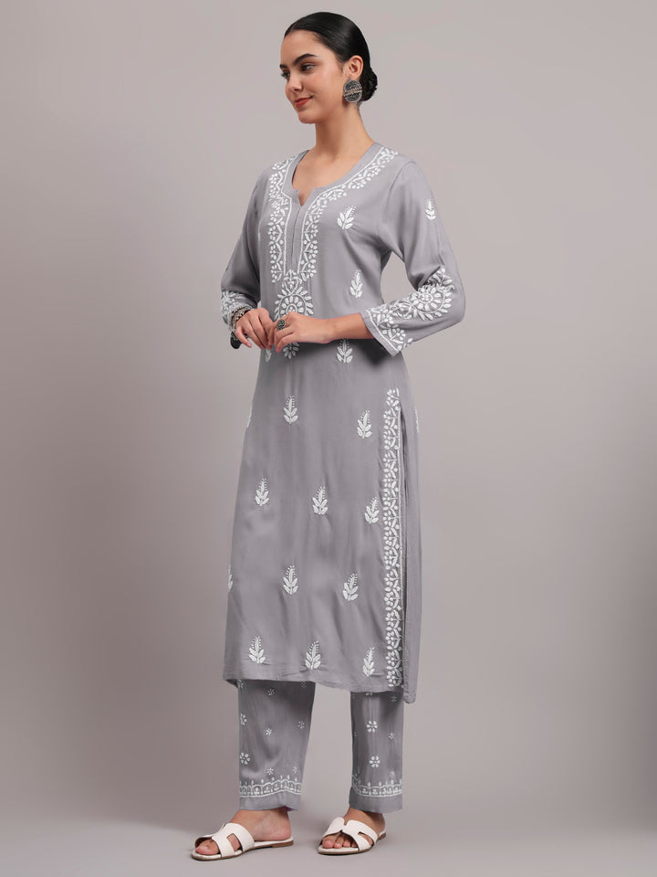 Women Hand Embroidered Chikankari Rayon kurta set PC4076KS