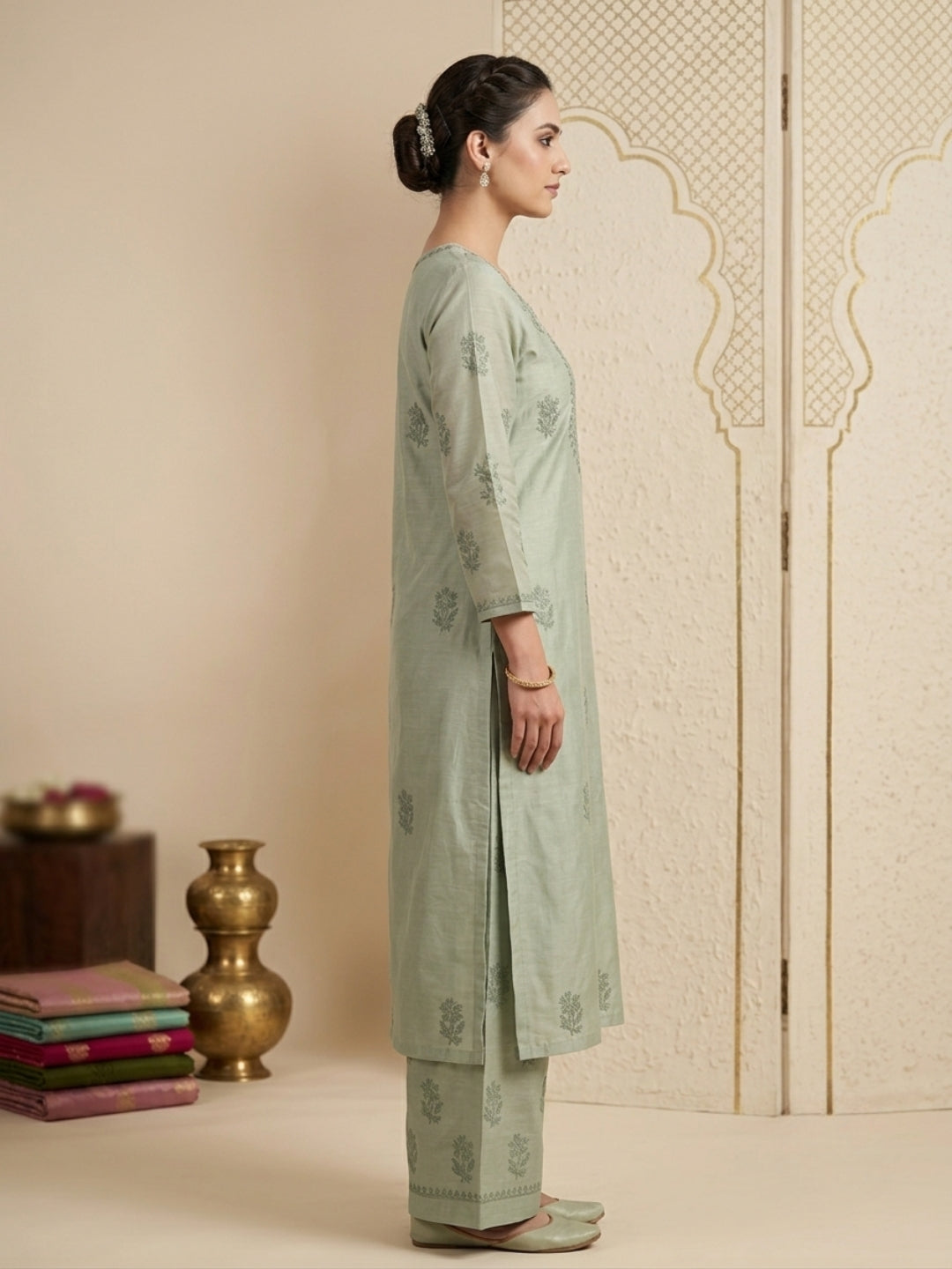 Women Hand Embroidered Chikankari Chanderi Kurta Set PC4119KS