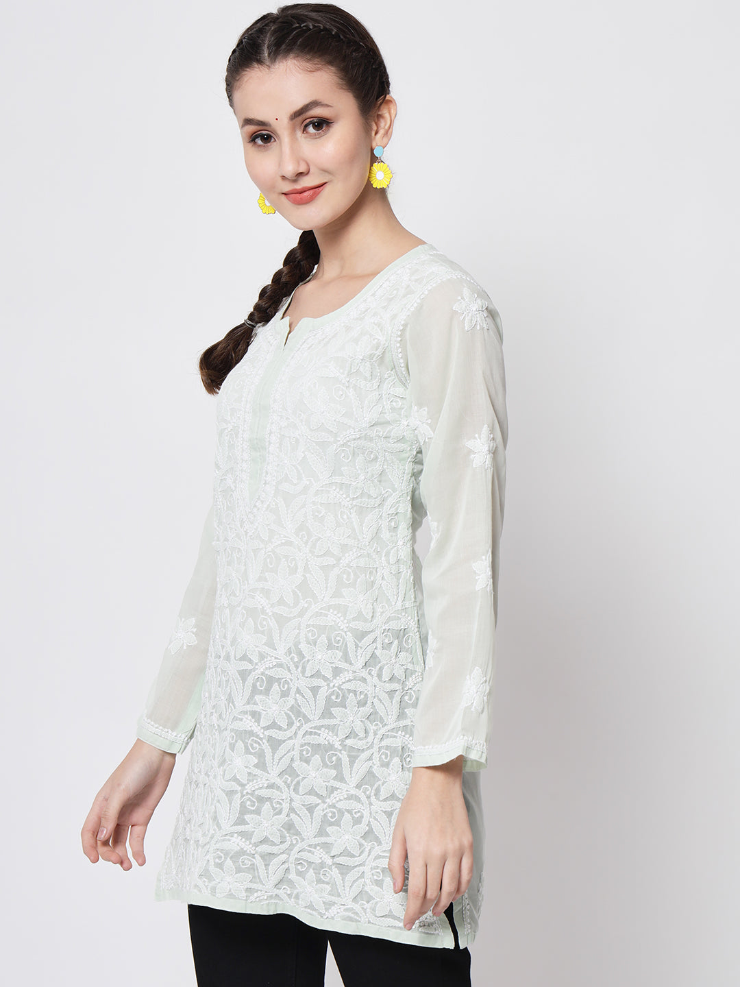 Women Hand Embroidered Chikankari Cotton Kurti PC3591