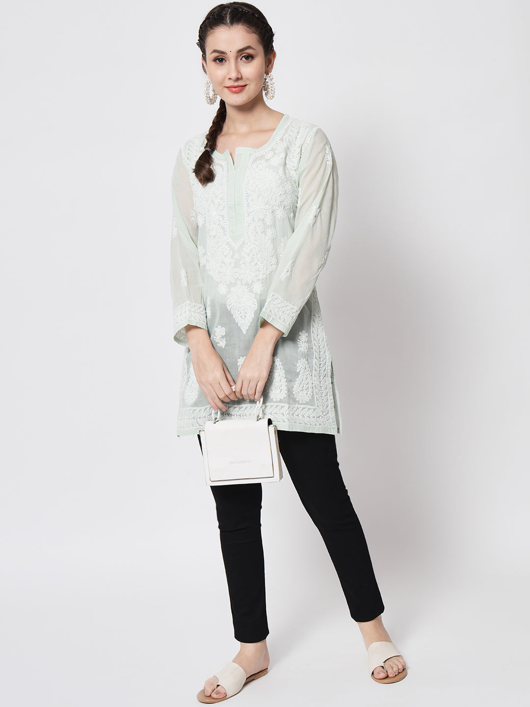 Women Hand Embroidered Chikankari Cotton Kurti PC3595