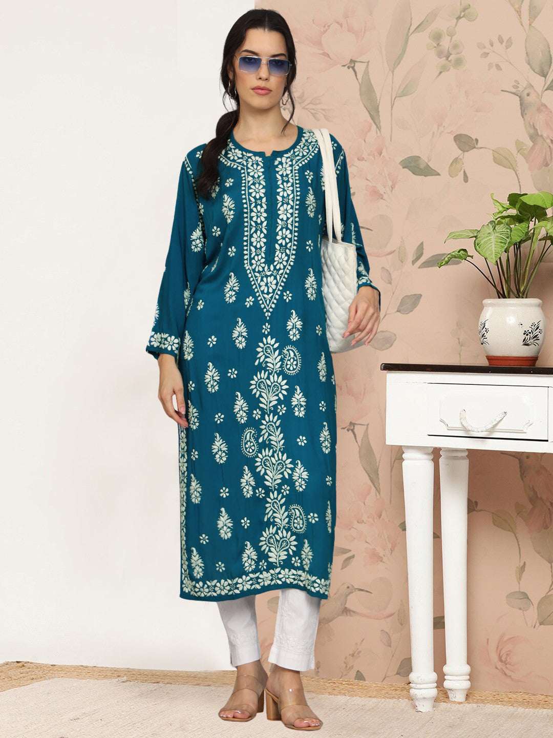 Hand Embroidered Chikankari Modal Straight Kurta- PC4042 Teal