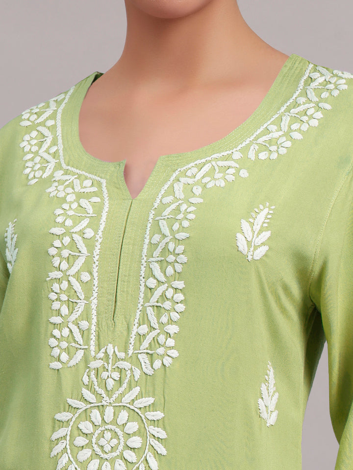 Women Hand Embroidered Chikankari Rayon kurta set PC4076KS