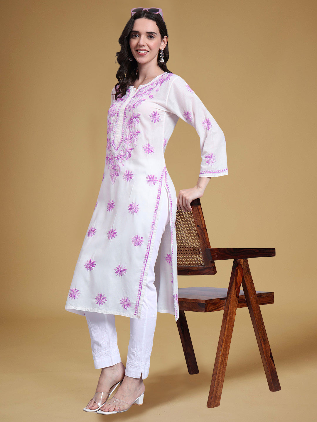 Hand Embroidered Chikankari Mulmul Cotton Straight Kurta- PC4085