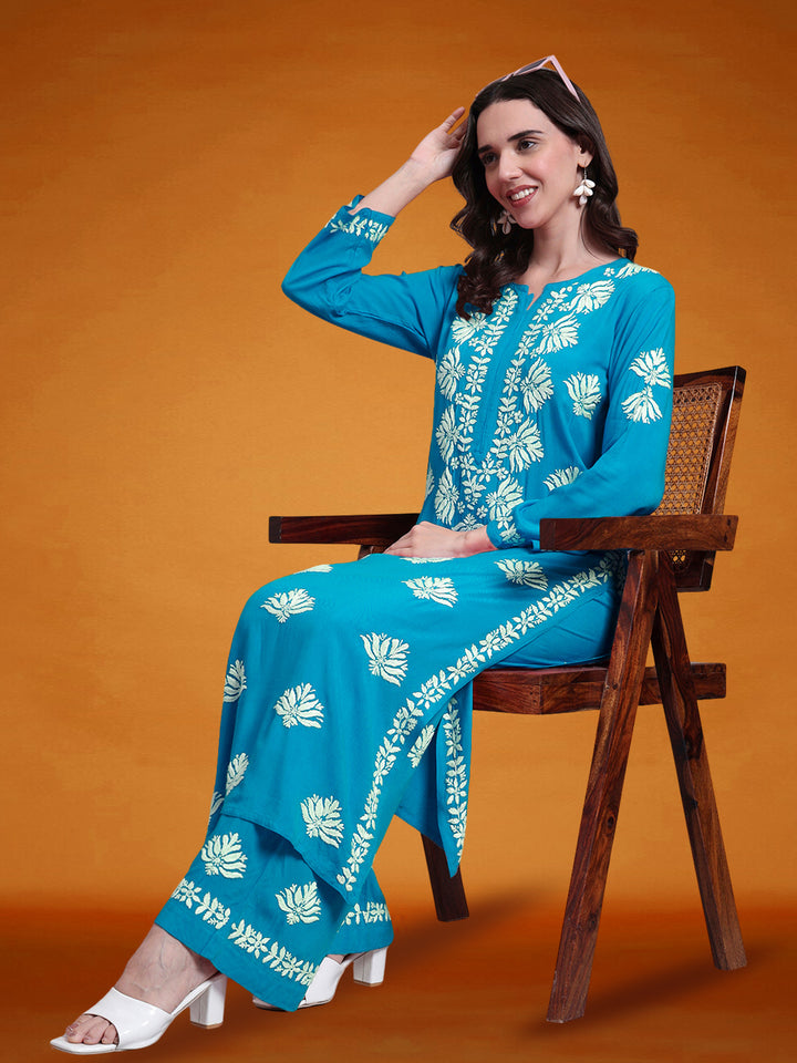 Women Hand Embroidered Chikankari Rayon kurta set PC4084KS