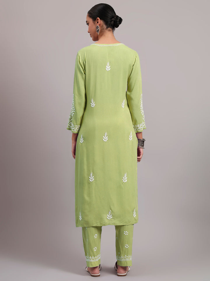 Women Hand Embroidered Chikankari Rayon kurta set PC4076KS