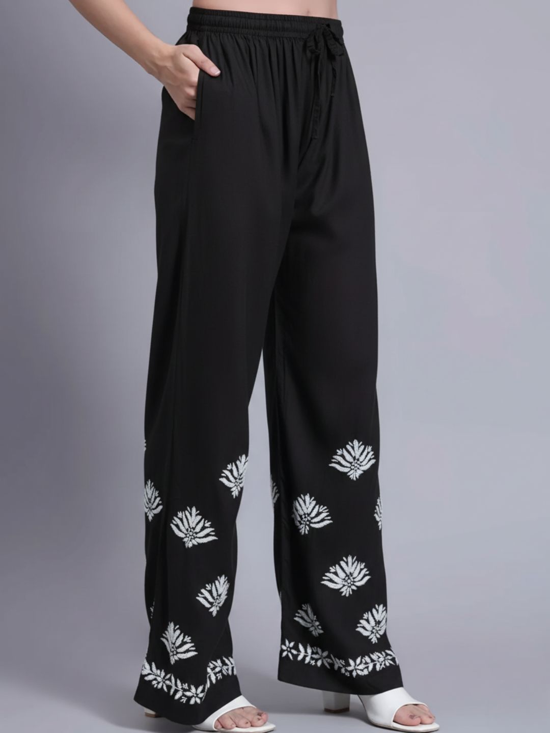 Women Hand Embroidered Chikankari Rayon kurta set PC4084KS